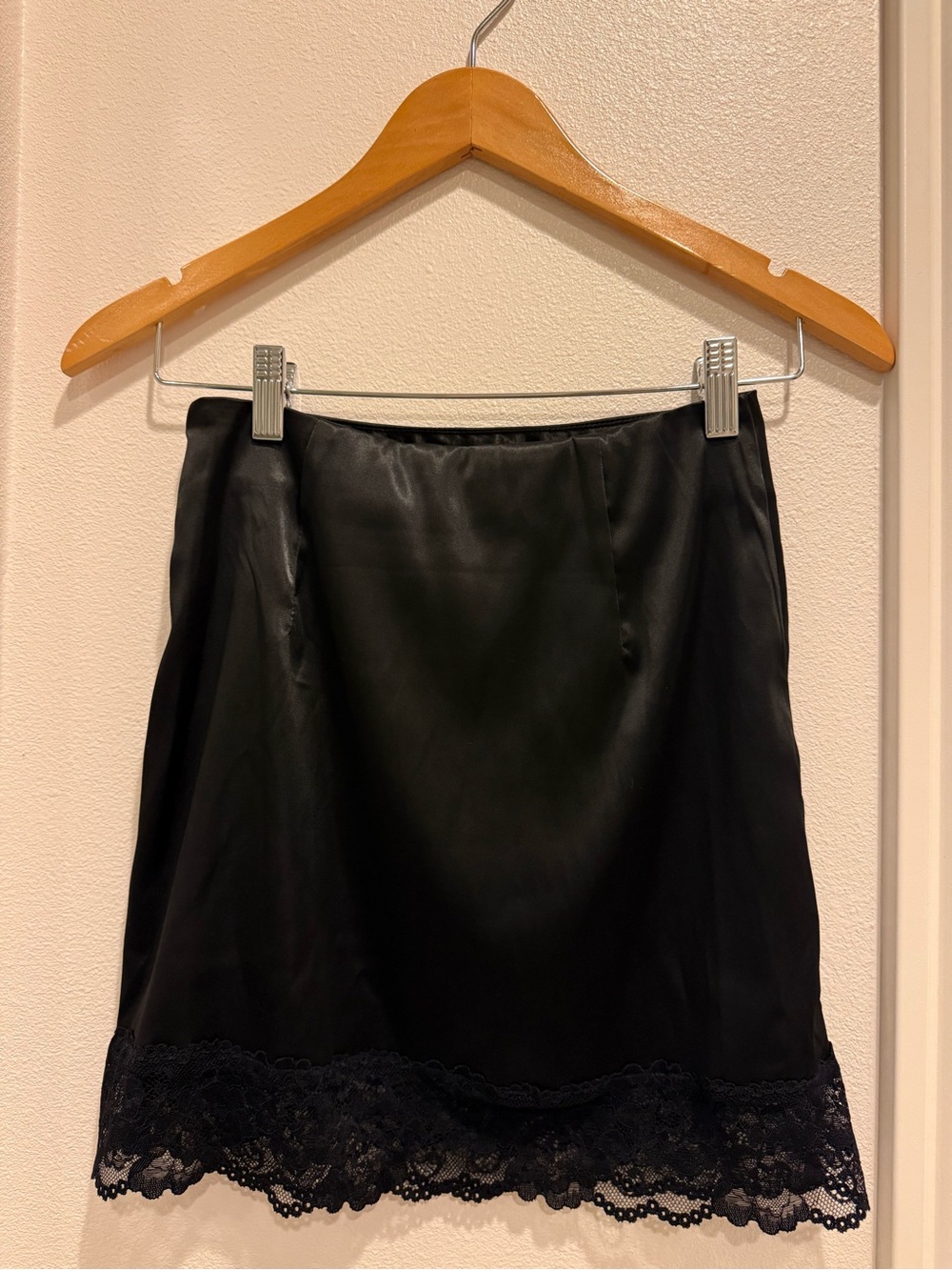 Princess Polly Mariana Mini Black Skirt with Lace Trim, Size~2, New with Tag